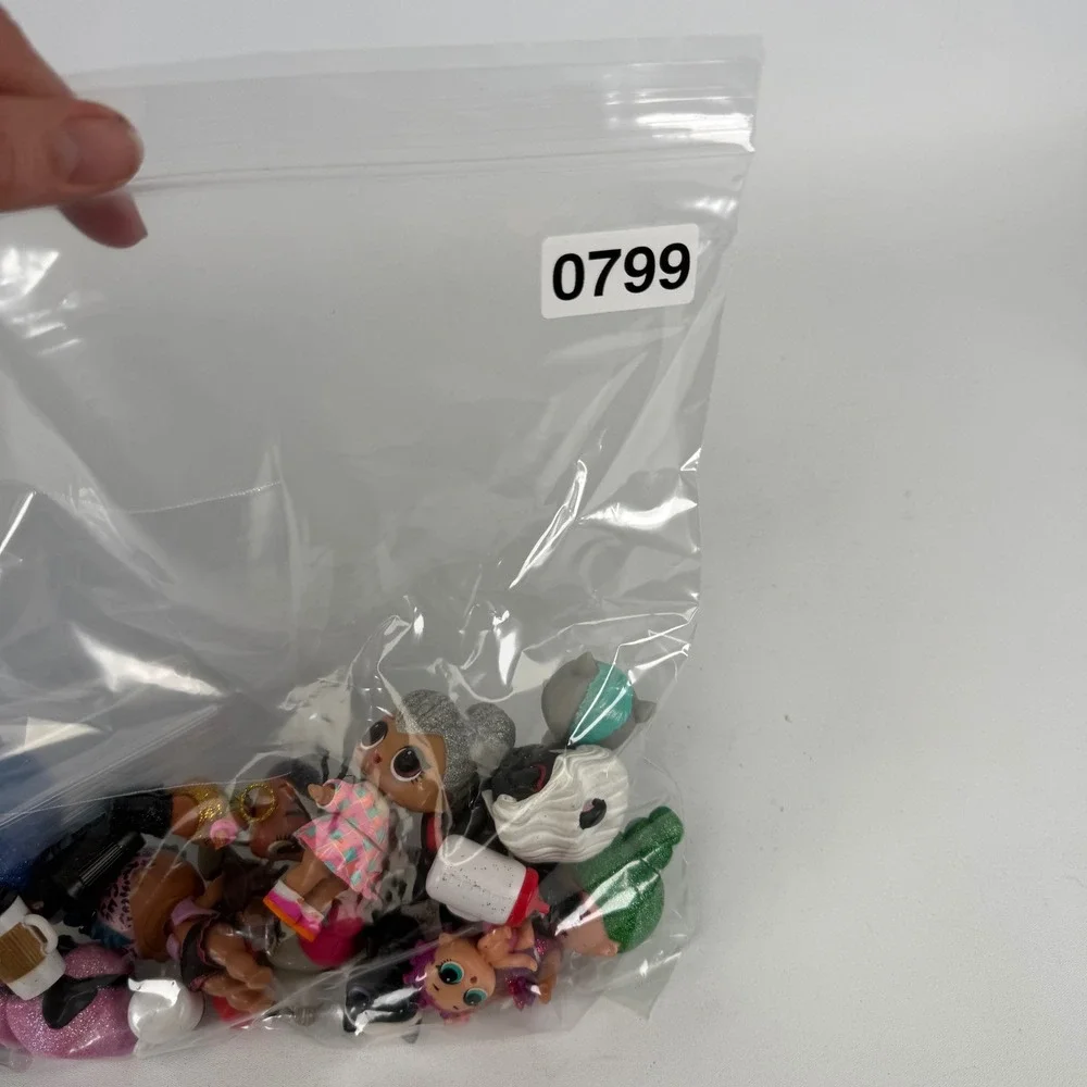 MGA LOL Surprise Doll Lot of 14 with 10 Accessories Pets Lil Sisters Glitter